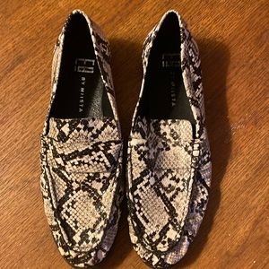 E8 Miista Snakeskin Loafer Size US 7.5 / EU 38
